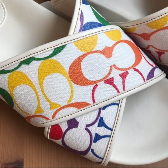 🌈 Coach Rainbow Signature Crossover Sandal - Picture 6 of 10